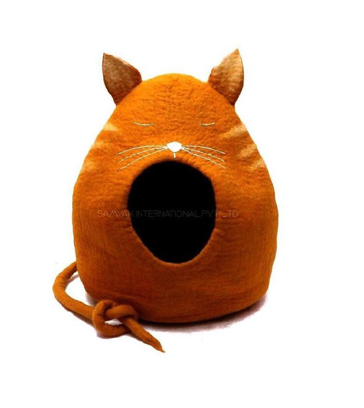 Design Pet Cat Face Felt Cat Pet House / Round Cute Cat Bed / Cat Cat Cave Hand Felt in Nepal